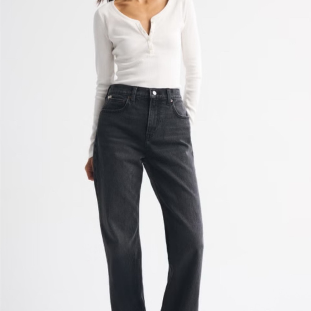 Abercrombie & Fitch Women's Black Straight Leg Jeans